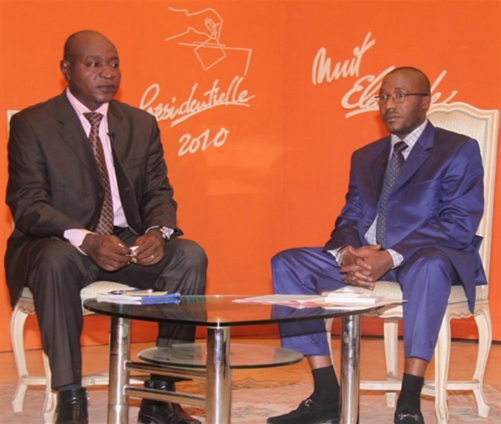 Une brève coupure de la télé et de la radio a créé la frayeur, hier